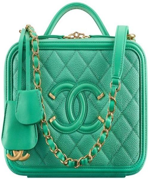 Chanel Small Vanity Case Green