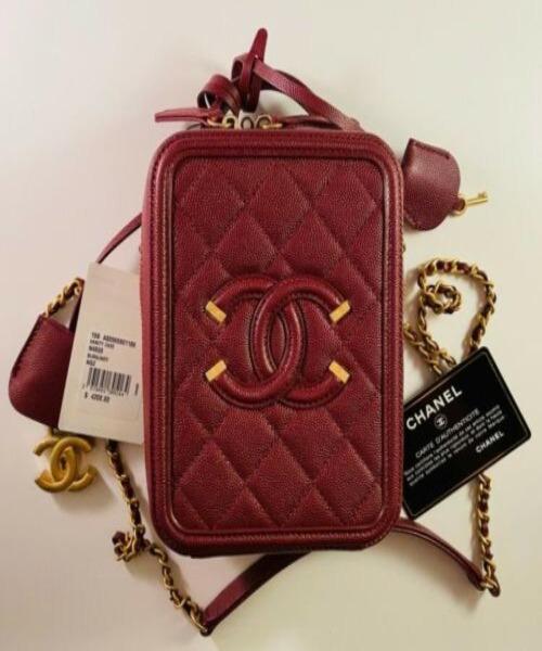 Chanel Small Vanity Case Red